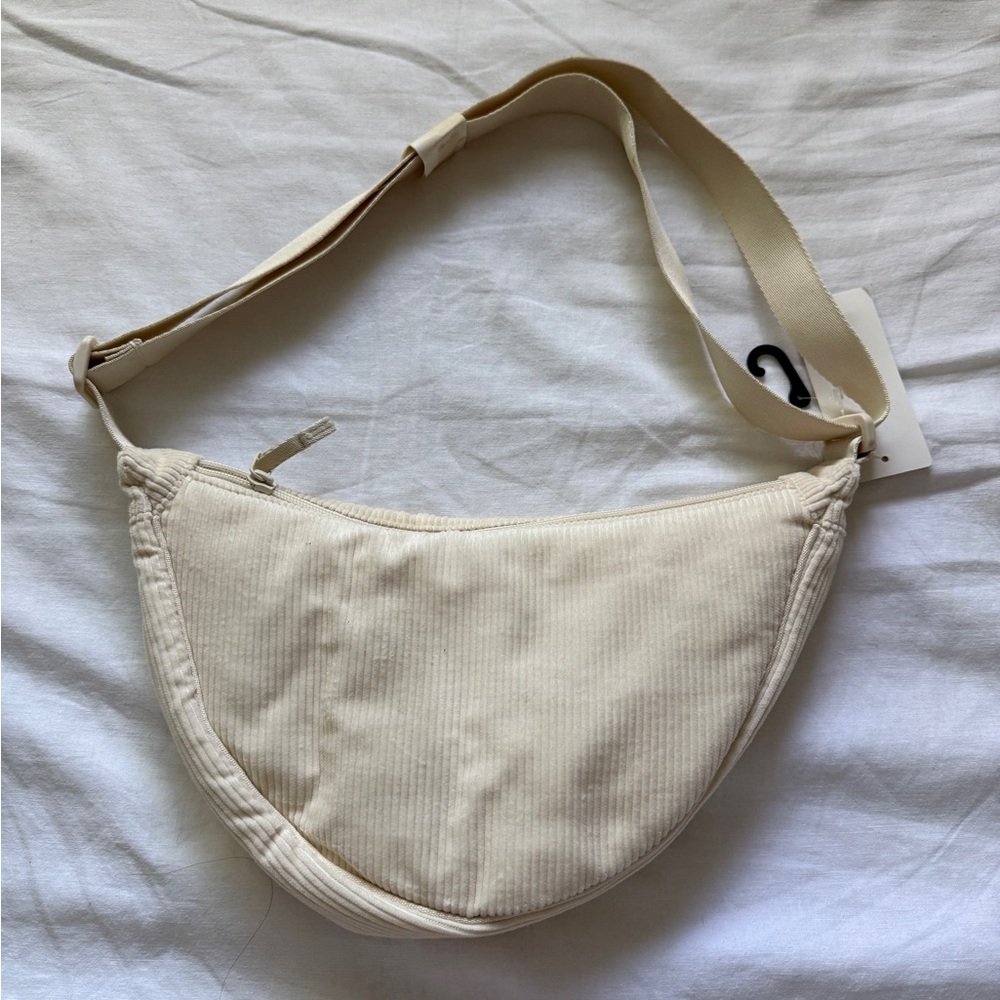 Uniqlo Round Mini Shoulder Bag